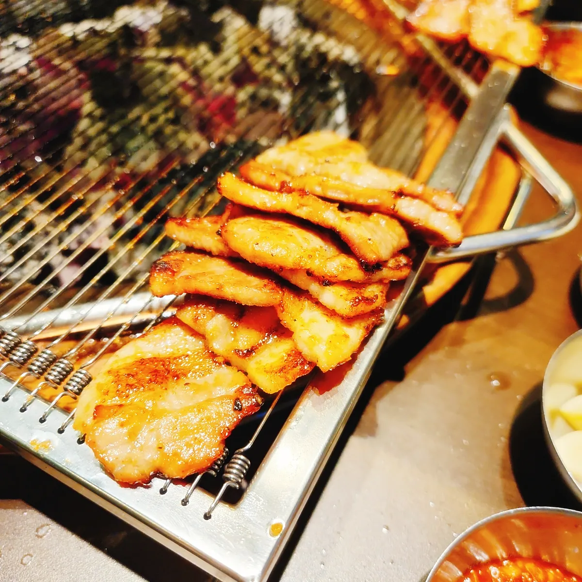 이천육탐미-구워진-양념갈비