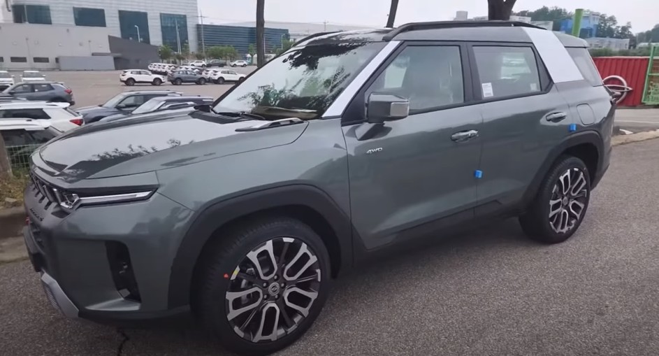 [신차구매추천] 가성비 좋은 SUV 실물이 멋진 토레스 가격표, 연비, 실내, 사전예약