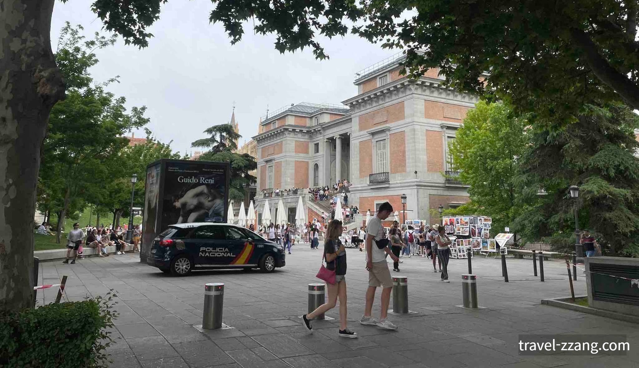 프라도 미술관 외관