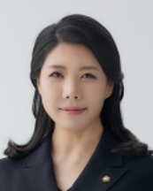 신현영