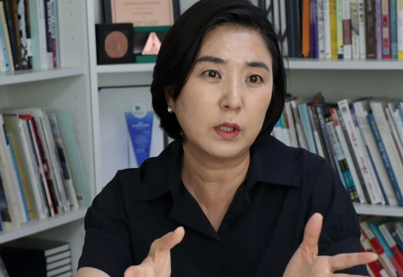 남영희 민주연구원 부원장 암컷 옹호 영상