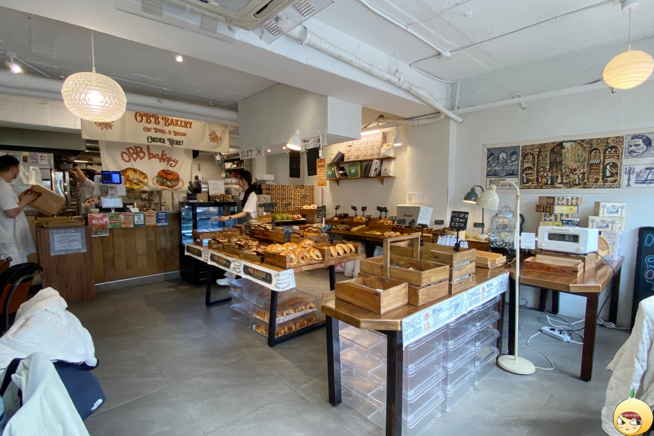오베베베이커리 대학로점 내부