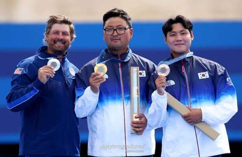 시상대에 선 엘리슨