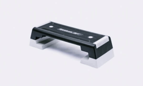 세워져있는-스텝박스