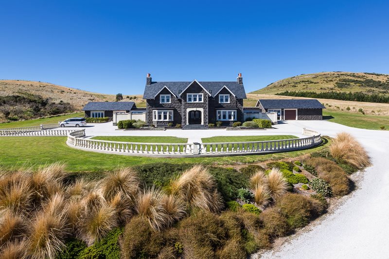 캠프 에스테이트