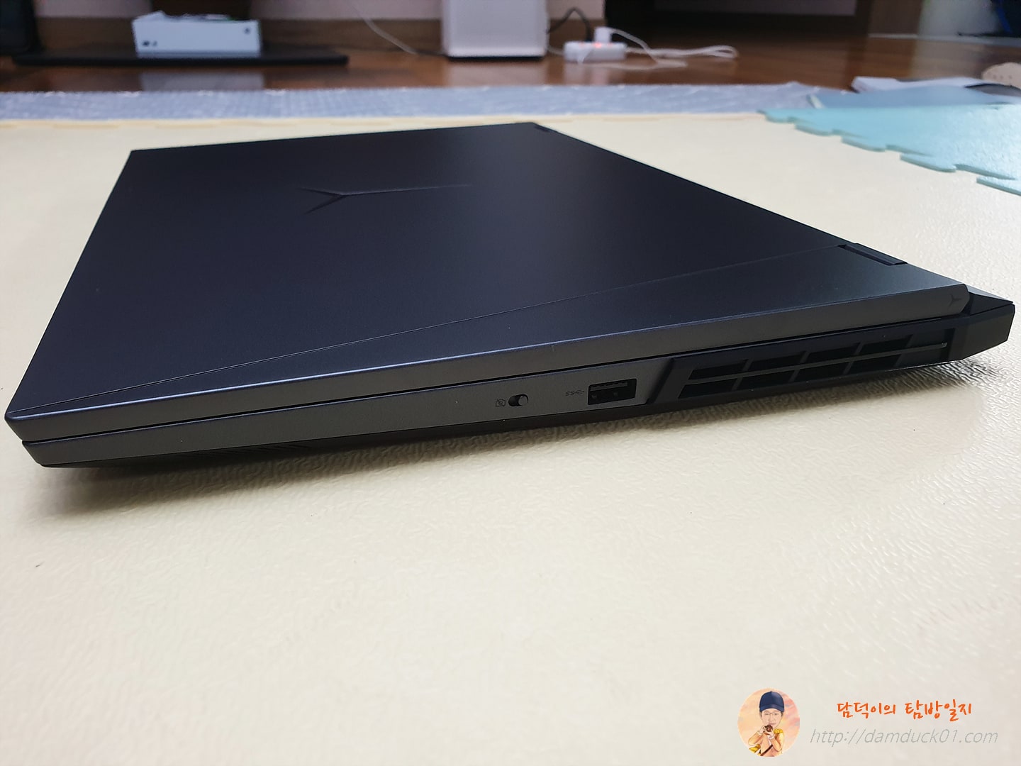 레노버-LEGION5PRO-오른쪽-담덕이의탐방일지