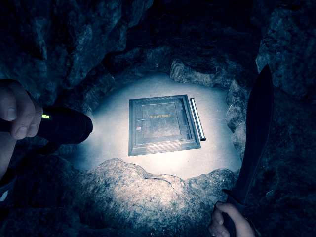 동굴 속의 벙커 문