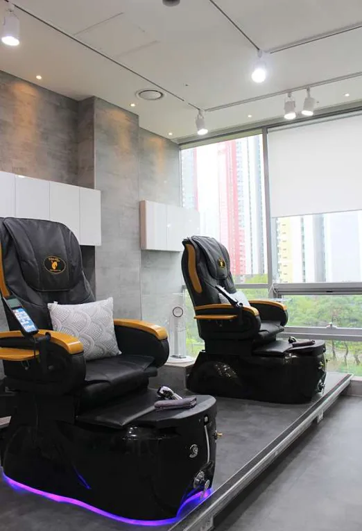 포쉬네일 창원유니시티점