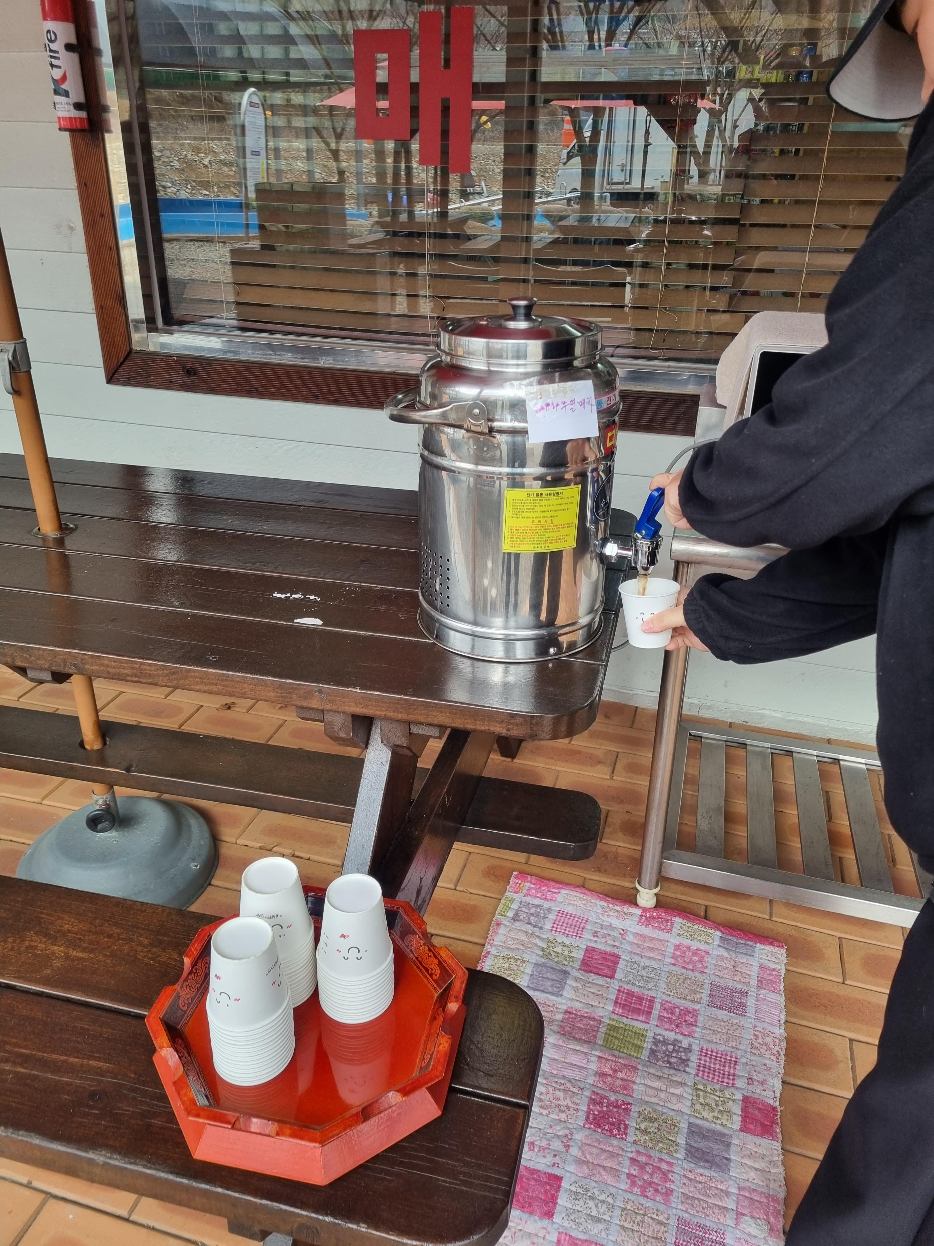 초록슈피아캠핑장