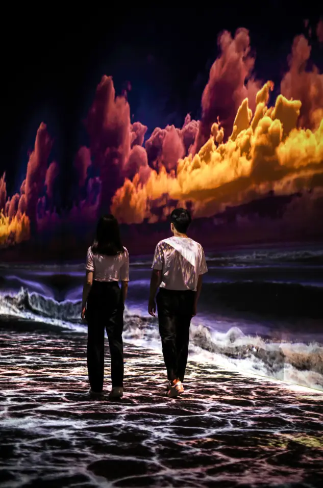 아르떼뮤지엄-강릉-저녁-해변가