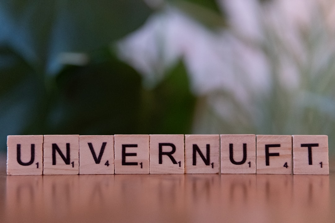 술수 (술) This noun is essential as it encapsulates the concept of strategies or skills in navigating complex situations.