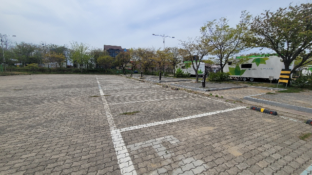 태안 학암포 오토캠핑장 주차장