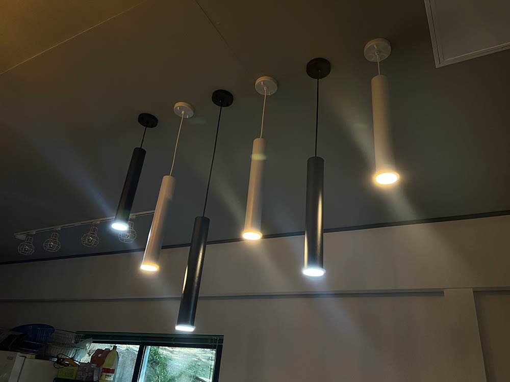 아이폰 카메라 보호필름 부착 후 사진