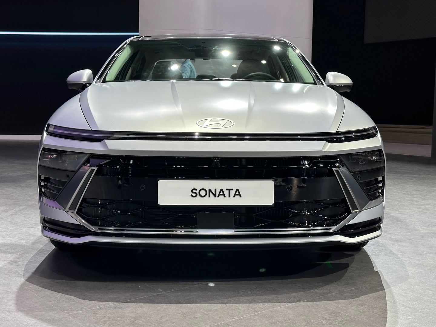 현대자동차 쏘나타 디 엣지