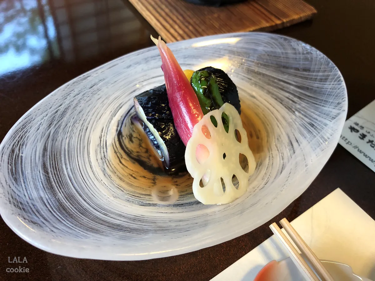 후쿠오카-유후인-료칸-추천-야마다야-가이세키-전채요리-야채