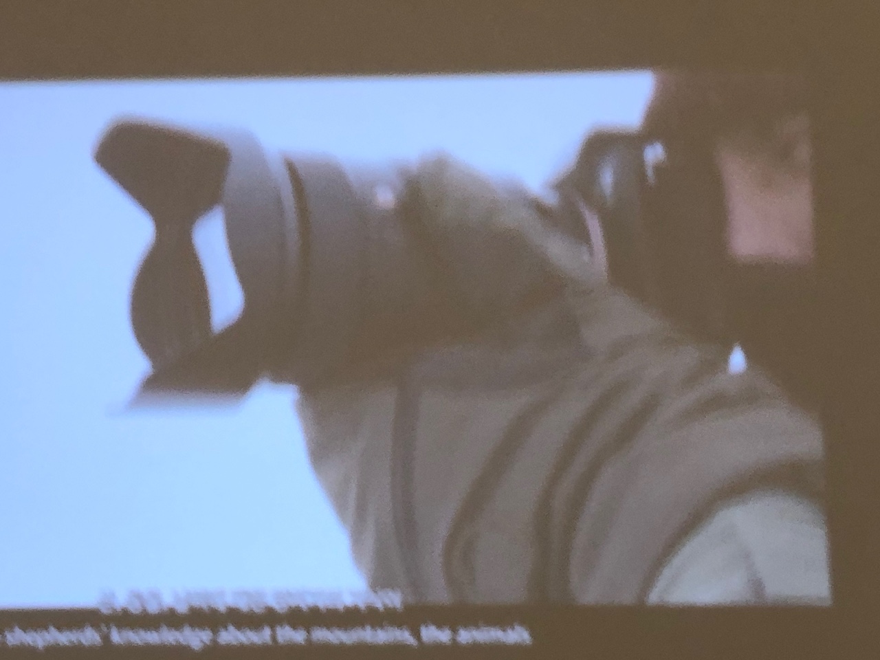 프레데릭-벅스가-촬영하는-사진