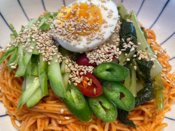 감자전과 비빔국수 함께 먹으면 맛있음