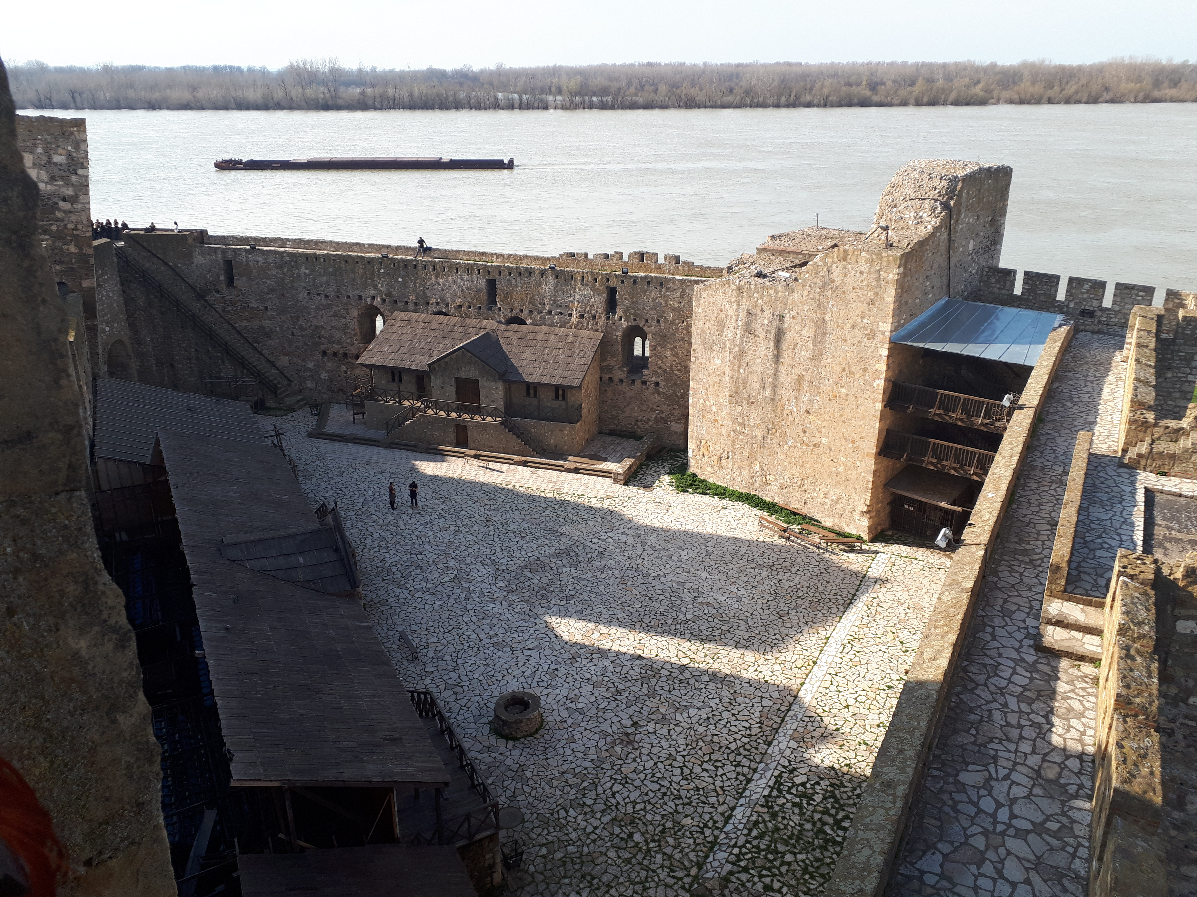 세르비아 스메데레보 요새와 도나우 강