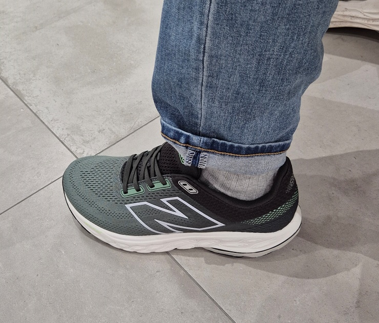 뉴발란스 860 실착 후기