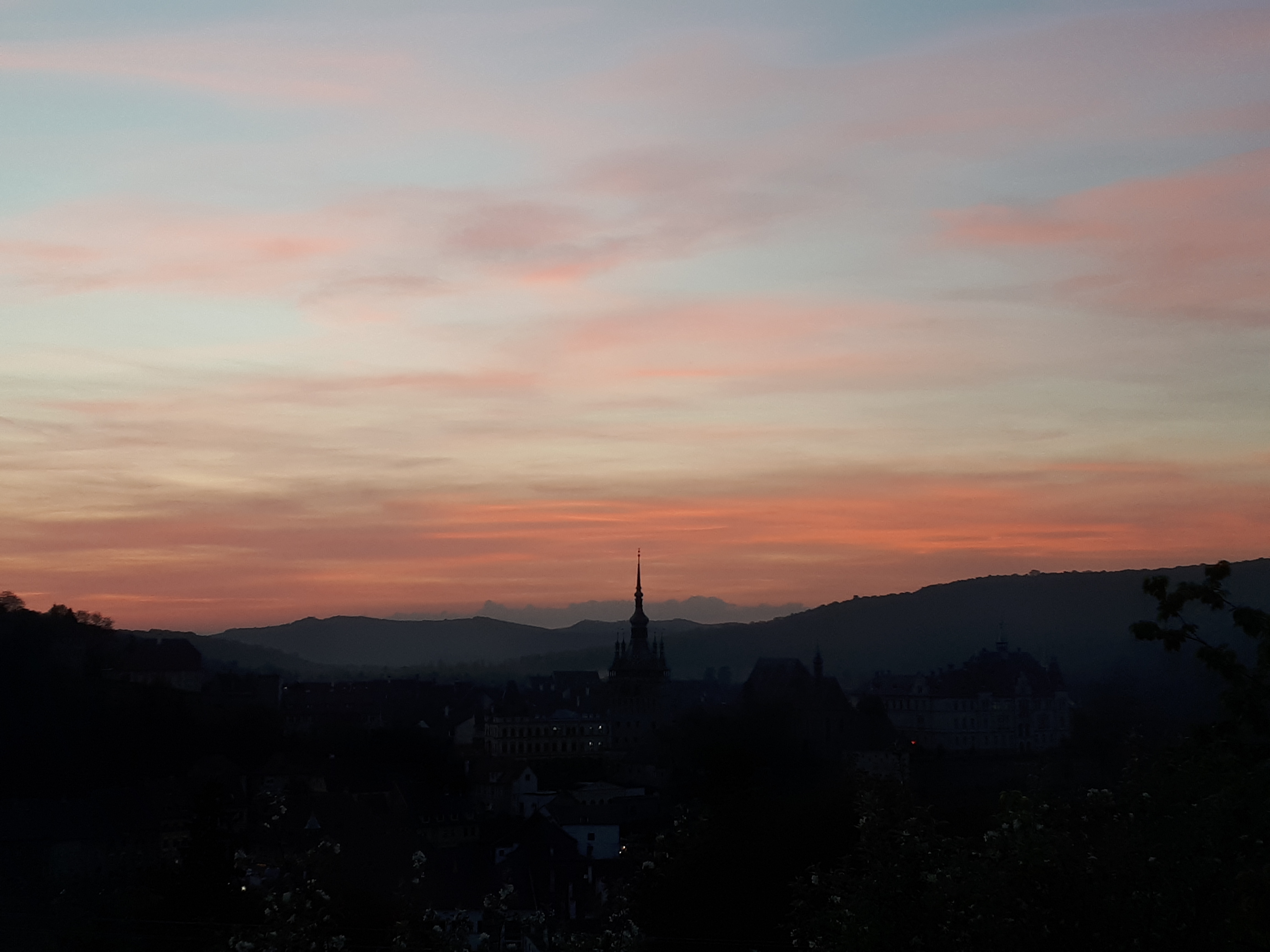 루마니아 시기쇼아라 시계탑 해 질 녘