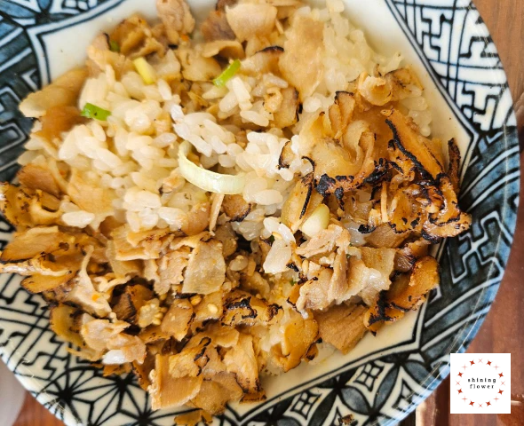 면식당-쌀국수와 미니부타동 세트-미니부타동