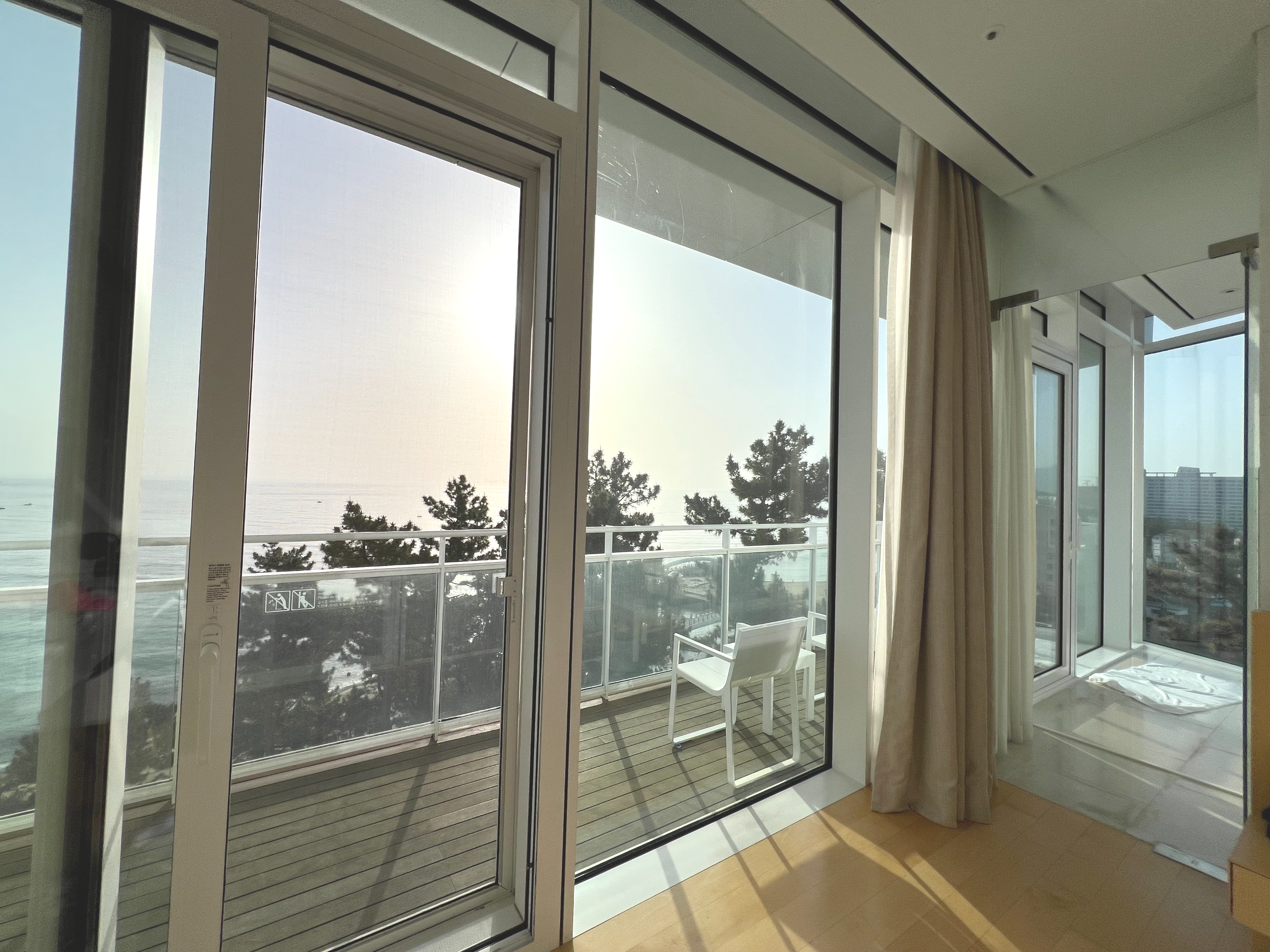 강릉-씨마크호텔-코너스위트-오션뷰