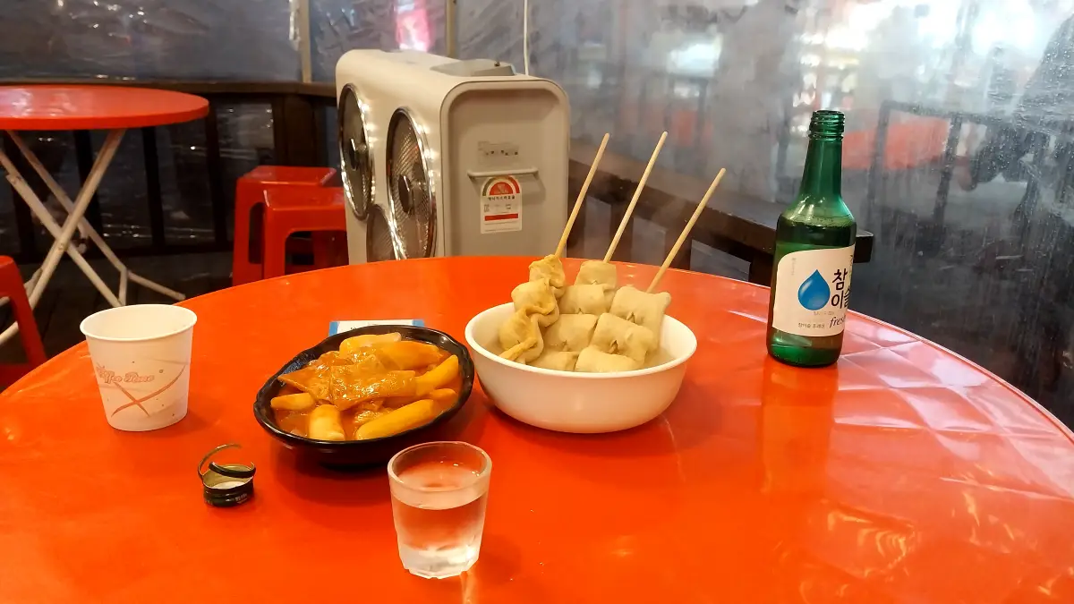 진접술집-포차-안주-떡볶이-오뎅-소주