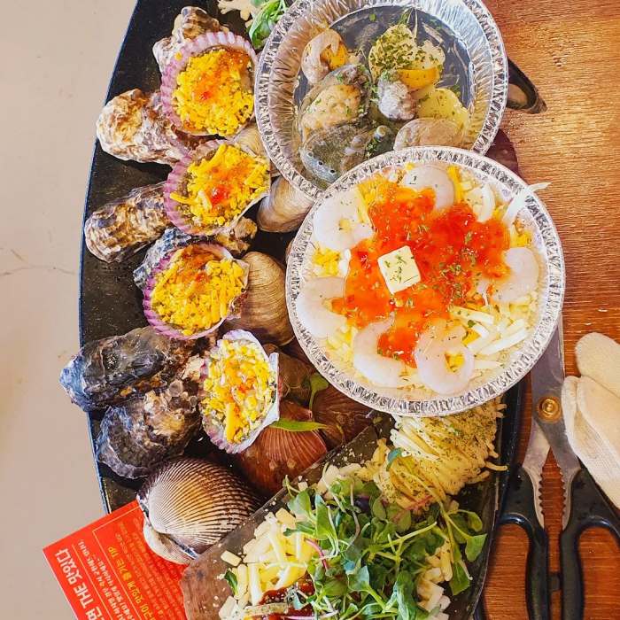 백반기행 지수원 편 4단 조개구이 무한리필 치즈 가리비 전복 숯불 구이 오이도 맛집 소개