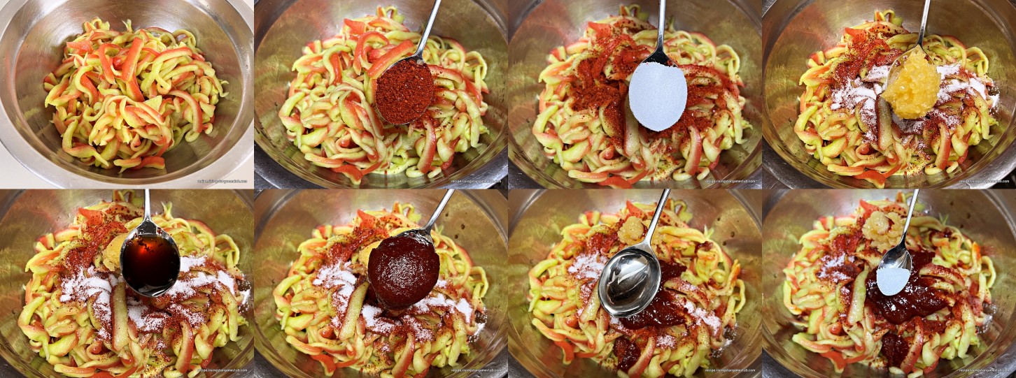 수박껍질(흰살) 무침에 들어갈 수박 흰살에 양념(고춧가루 1T, 설탕 1T, 다진 마늘 1T, 매실액 1T, 고추장 2T, 식초 3T, 미원 1/2Ts)을 넣어주는 사진