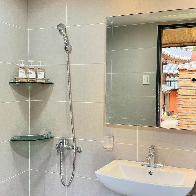 예천-삼연재-화장실