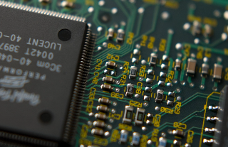 AI 반도체(칩) 전쟁: 관세&middot;수출통제&middot;중국 반입 차단