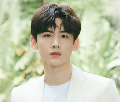 [중드] 백경정 프로필 드라마추천 - 개단, 니시아적성지영루, 평범적영요, 천성장가