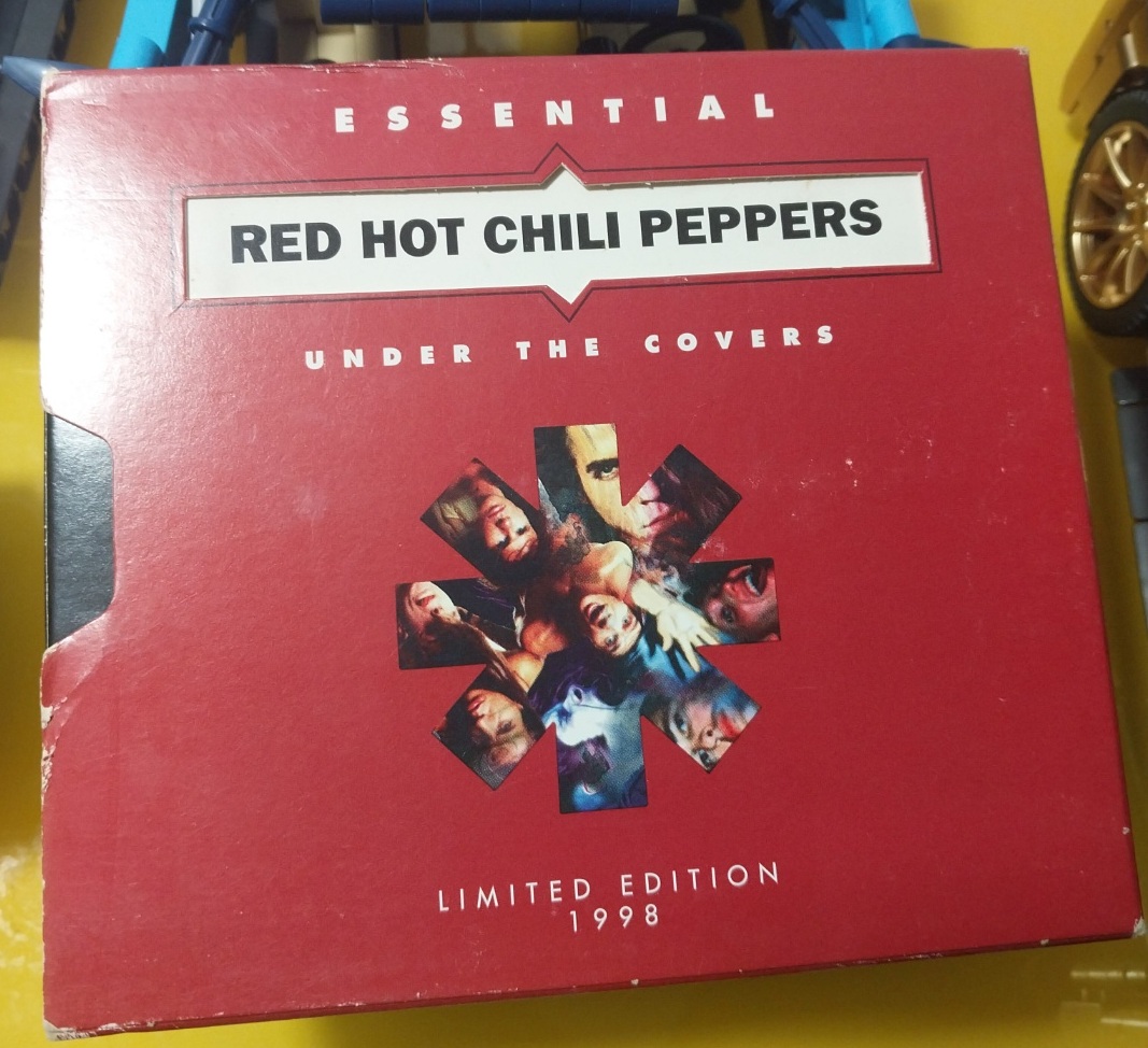 red hot의 커버앨범 사진