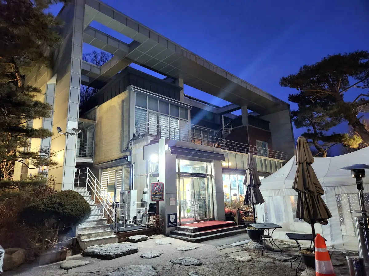 의정부-사골-칼국수-맛집-밀가마-국시집-매장-전경