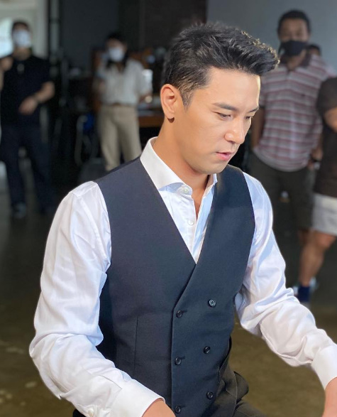 가수 장민호 키 나이 몸무게 소속사 음반 혈액형 MBTI