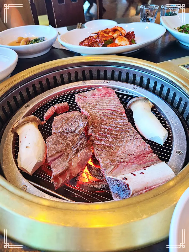 나혼자산다 나혼산 조규성 한우 꽃등심 양념갈비 구이 갈빗살 누나 조카 식사한 곳 맛있는 고기집 구리 워커힐 아차산 맛집 가격 위치 어디