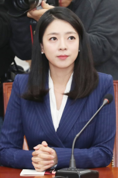 배현진