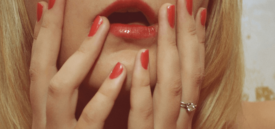 손톱이 깨지는 이유 - 6