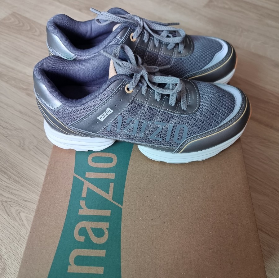 발 건강에 좋은 나르지오 신발의 특징과 소재 및 보상판매 이벤트 행사, 착용후기