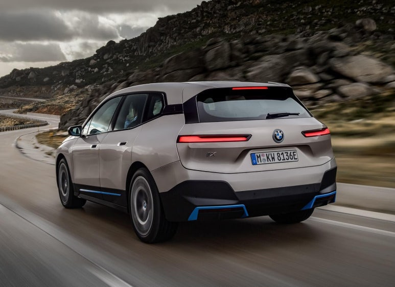 BMW iX 