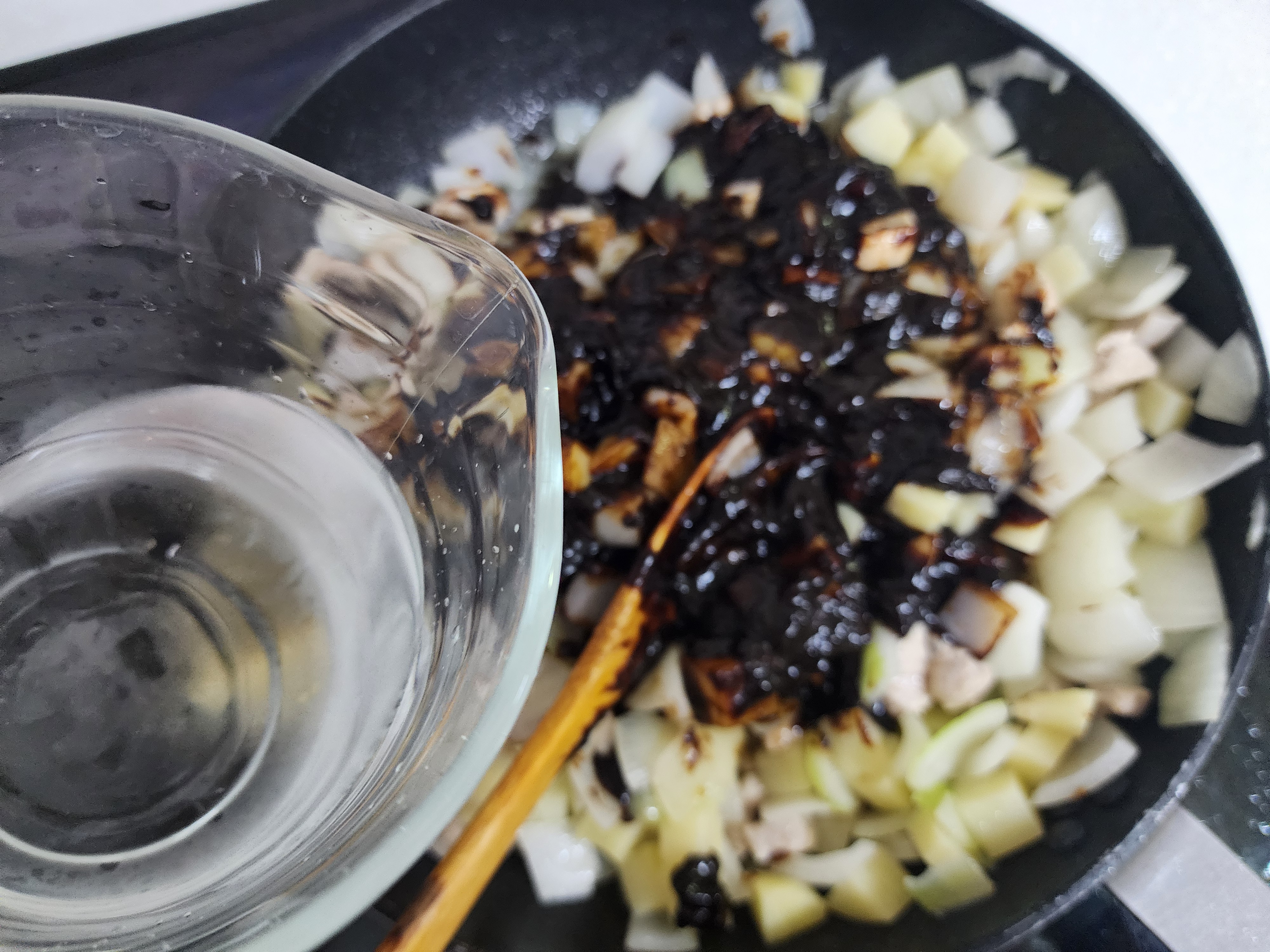 차오차이 특제짜장소스