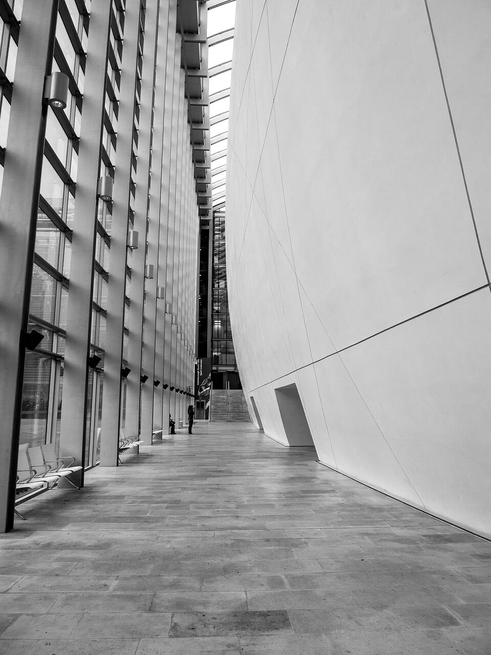 🏠 2025년부동산직접투자vs리츠(REITs)투자&amp;#44;어디에돈넣을까? ((Real Estate vs REITs in 2025: Which Investment Is Smarter?))