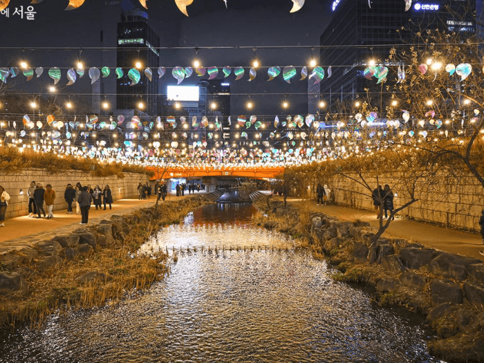 청계천 &amp;#39;서울 크리스마스 빛초롱 축제&amp;#39;