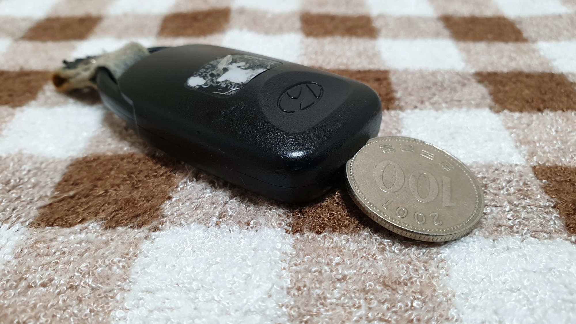 리모컨 덮게 여는 방법