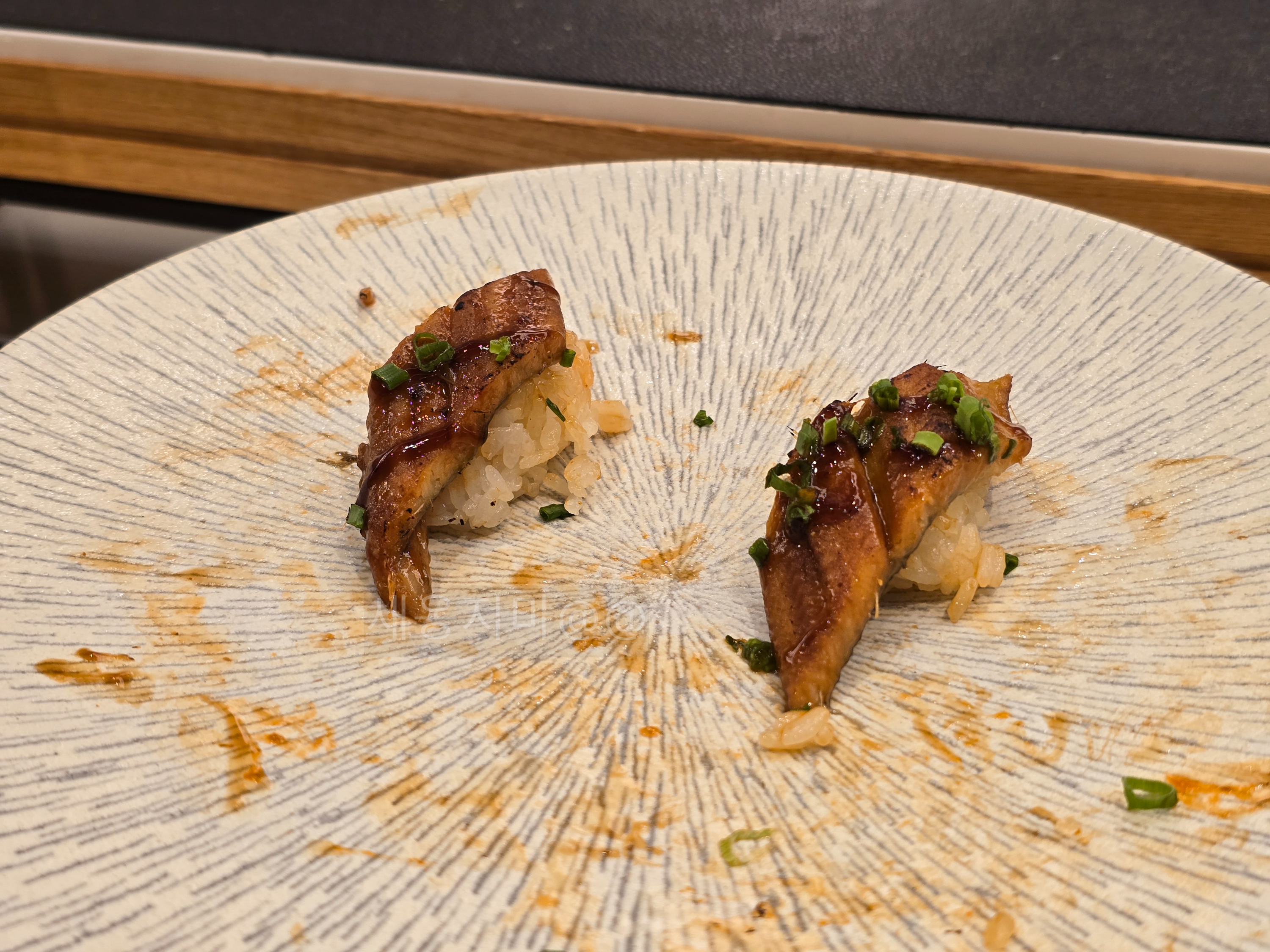 디오디아-장어-초밥