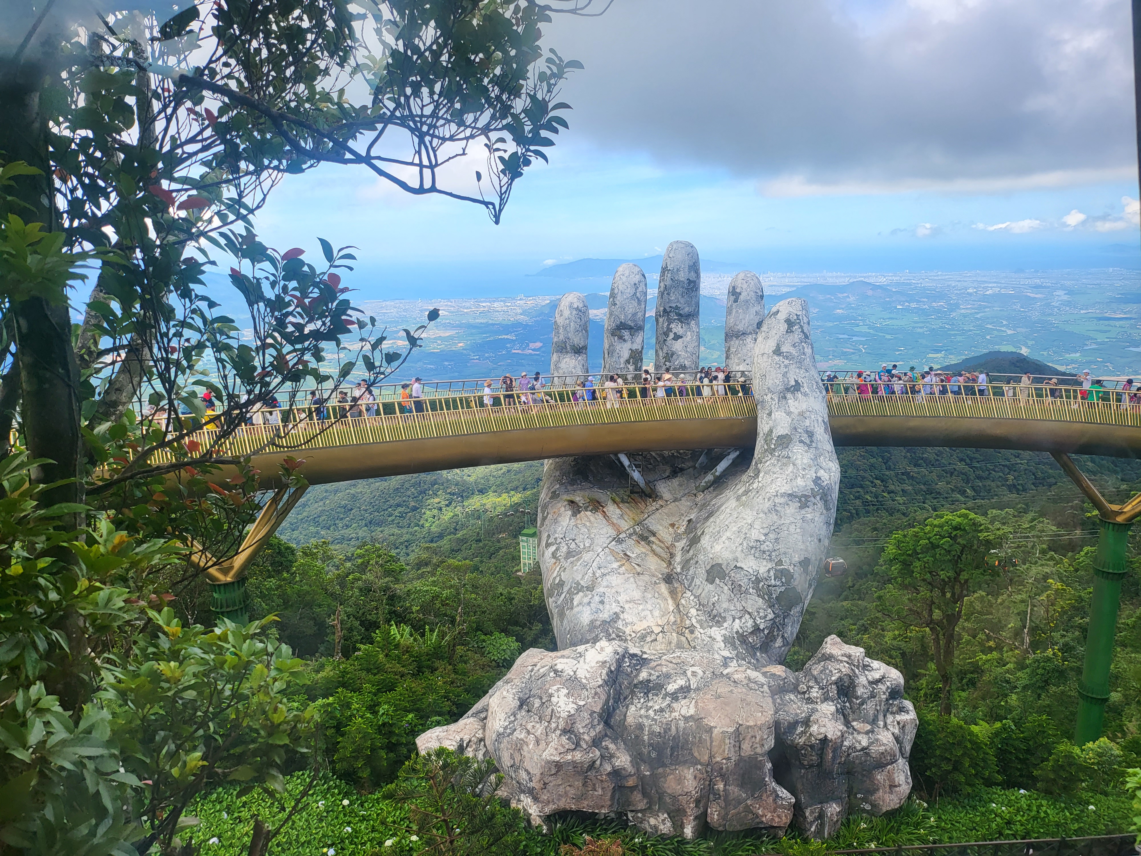 다낭 바나힐 골든 브릿지, 패키지 여행 중 눈치 게임으로 건진 사진