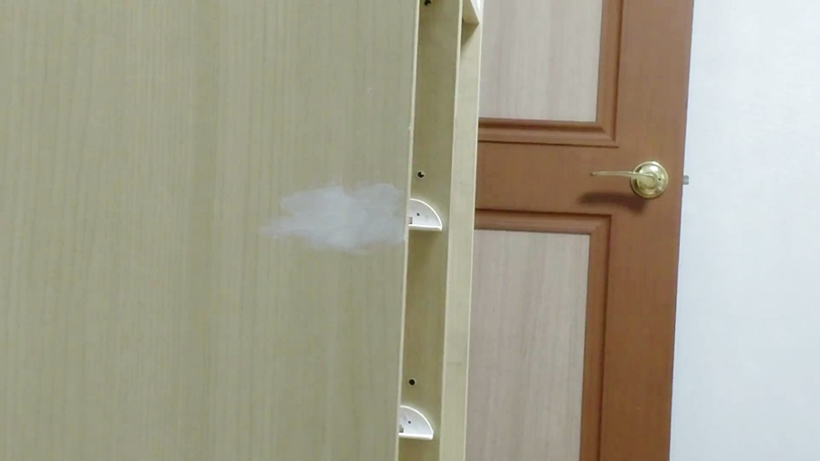 갈아준후 퍼티로 평평하게 만들어줌