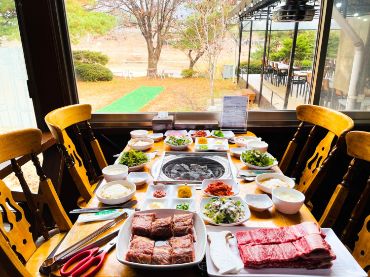 6시내고향 포천 김갑수, 장민호가 감탄하며 폭풍흡입한 이동갈비 소갈비 돼지갈비 숯불갈비 구이 맛집 추천 