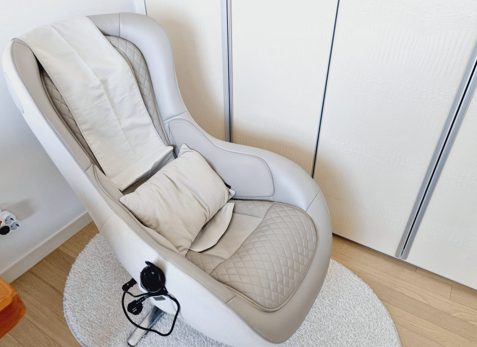 세라젬 파우제 M1