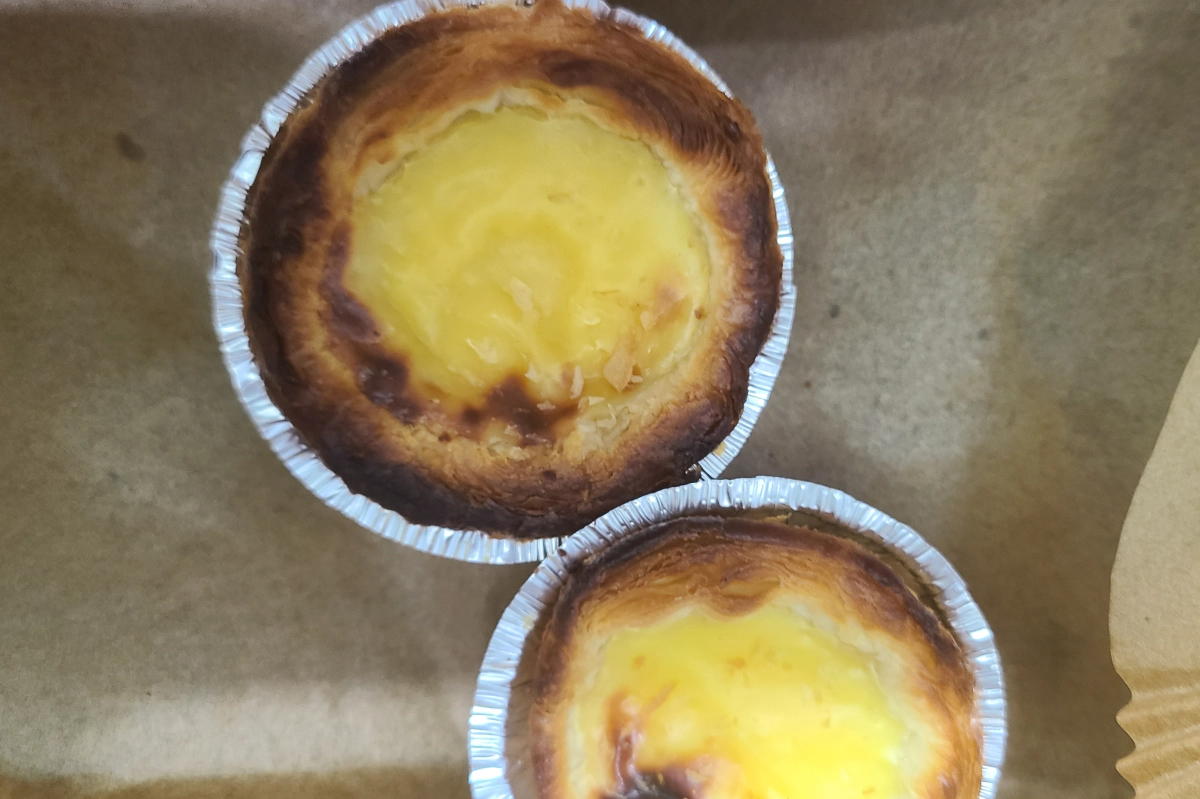 에어프라이어로 조리한 커스타드 타르트 완성 모습